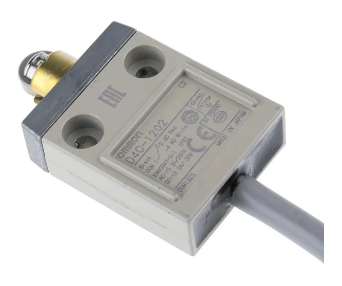 Enclosed microswitch single pole c/o contact type D4C-1202M