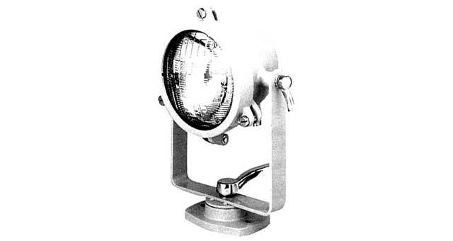 792029 | NE-102029 - BOAT DECK LIGHT SEALED BEAM, WATERPROOF S2R 24V 75/55W
