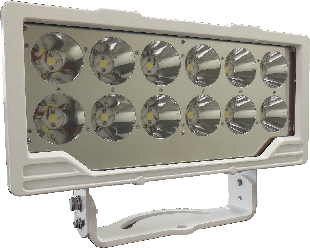 791837 | NE-101837 - FLOODLIGHT FIXTURE LED SLD-240, HIGH BRIGHT 100-220V 265000CD