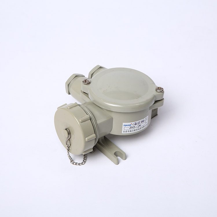 10A Marine Nylon Socket